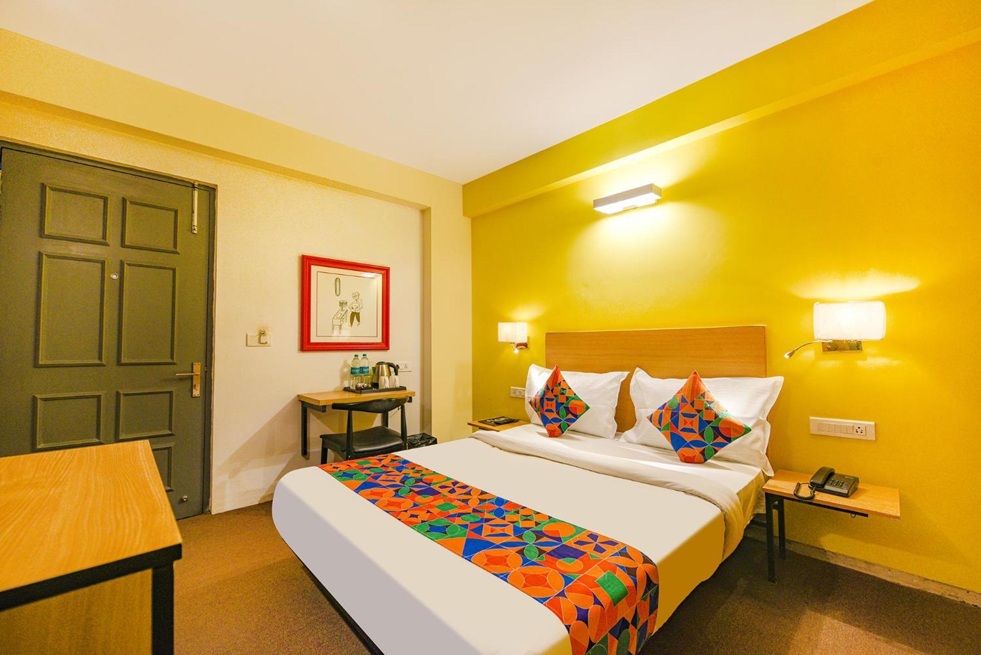 Fabhotel Old Meple Leaf Gurgaon Bagian luar foto