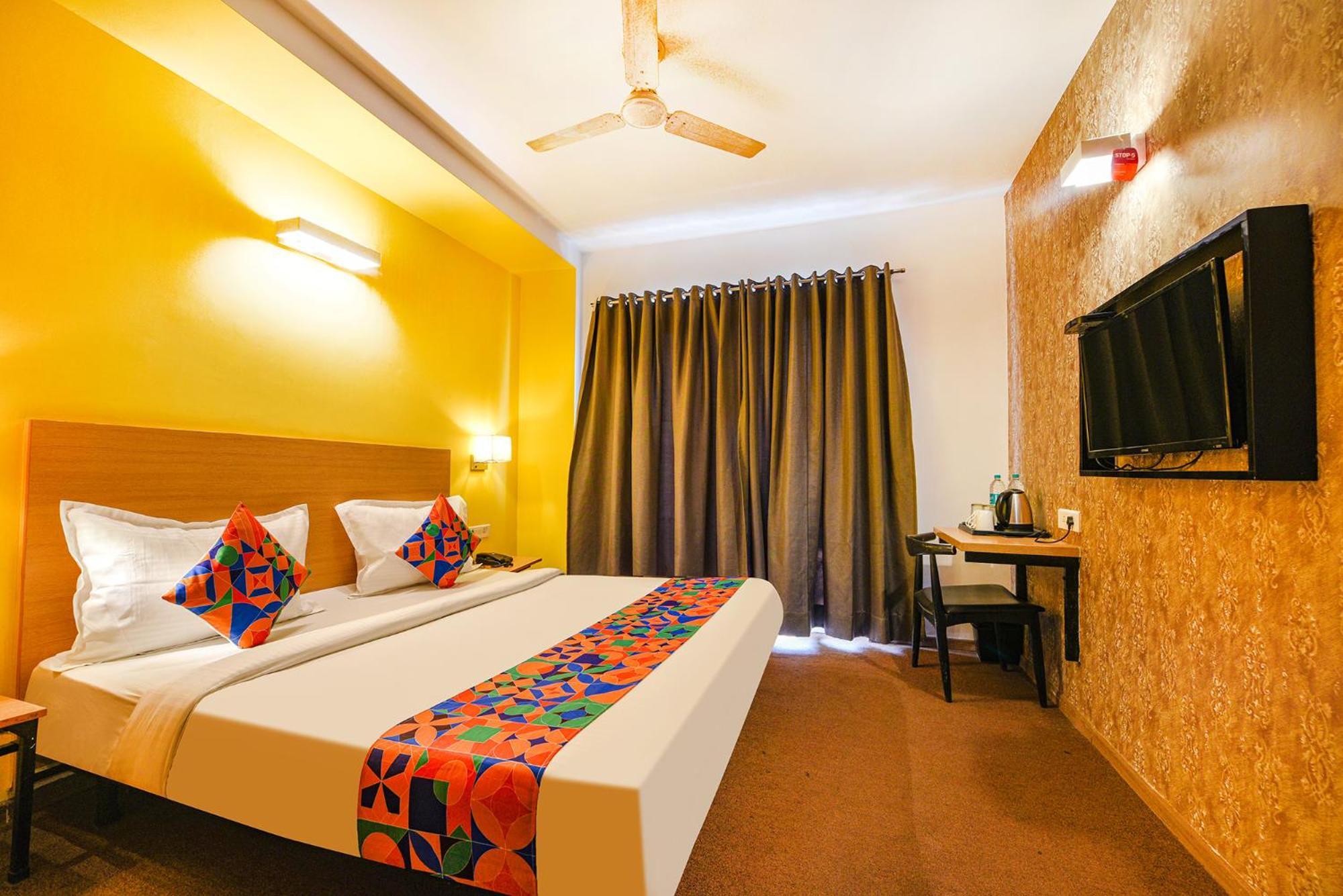 Fabhotel Old Meple Leaf Gurgaon Bagian luar foto
