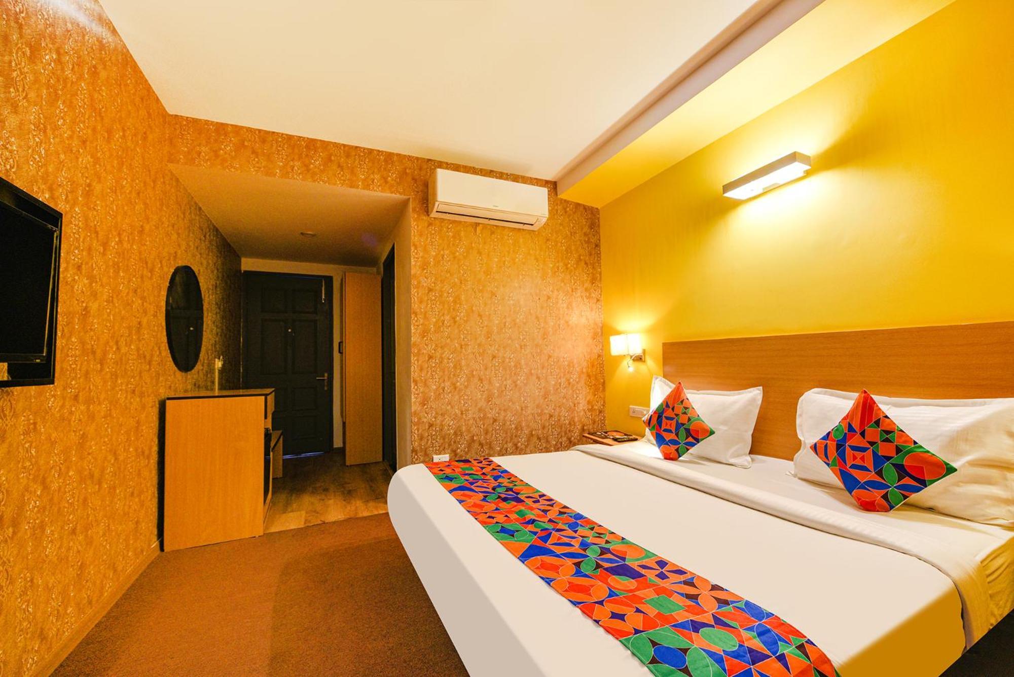 Fabhotel Old Meple Leaf Gurgaon Bagian luar foto